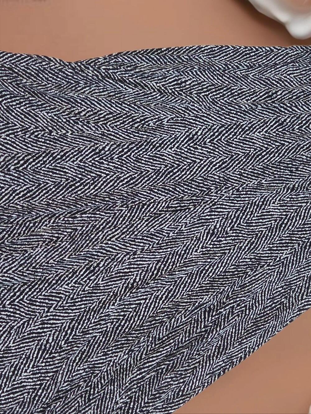 New Chico's Herringbone Patterned skirt Women size 2 or 12 Large